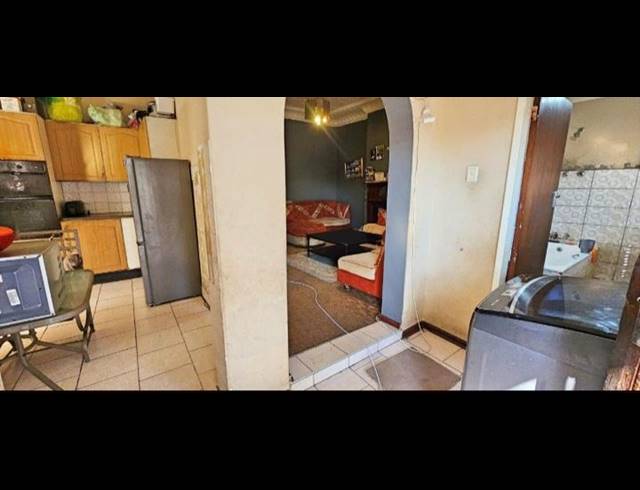 6 BEDROOM HOUSE FOR SALE IN BENONI CENTRAL